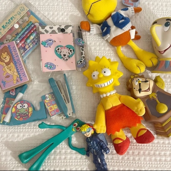 90s Girl Y2K Mystery Surprise Box! - Picture 3 of 10